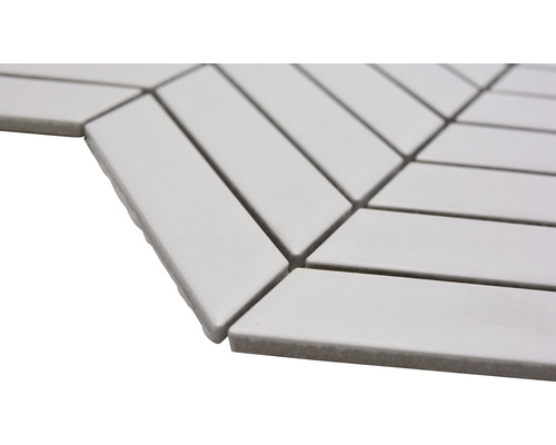 Mosaikfliese im Stab-Design