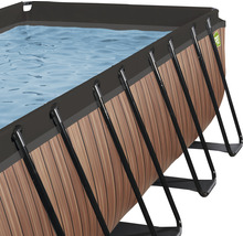 Detailansicht eines rechteckigen Aufstellpools mit Holzoptik und Stahlrahmen.