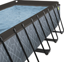 Aufstellpool mit Stahlrahmen und Wasseroberfläche