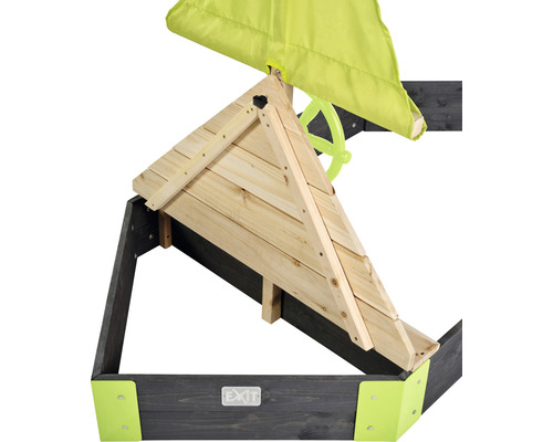 Sandkasten mit Holzrahmen, Dach und Steuerrad