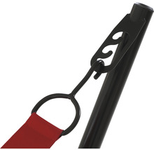 Detailansicht einer Hängemattenaufhängung mit Stahlrahmen