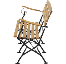 Gartensessel mit Holzlatten und Metallgestell