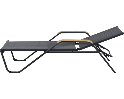 Verstellbare Gartenliege mit Armlehnen