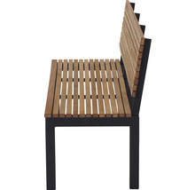 Gartenbank mit Holzlatten auf Metallgestell