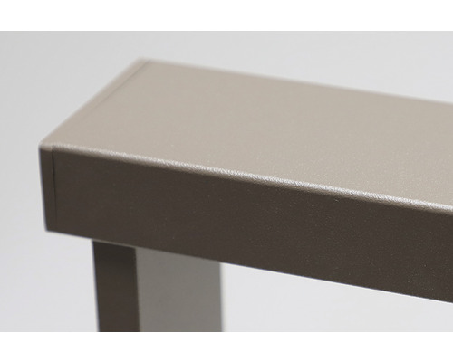 Detailansicht einer Aluminium-Tischkante