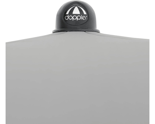 Doppler Logo auf einem Sonnenschirm