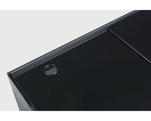 Detailansicht eines schwarzen Aquariums mit Belüftungsloch