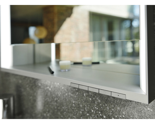 Spiegelschrank mit Ablagefläche, Bedienelementen und Spiegel