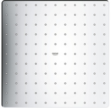 Quadratischer Duschkopf mit mehreren Wasserdüsen und Grohe Logo.
