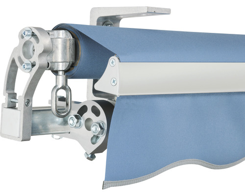 Detailansicht einer Gelenkarmmarkise mit Montageteilen