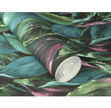 Tapetenrolle mit Blättermotiv