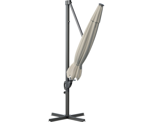 Geschlossener Ampelschirm auf Ständer