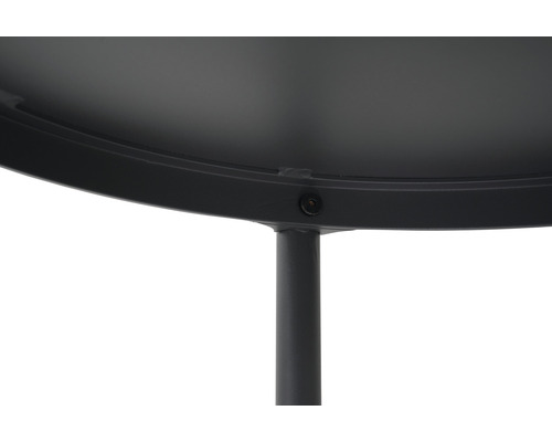 Detailansicht eines runden Tisches mit Metallgestell