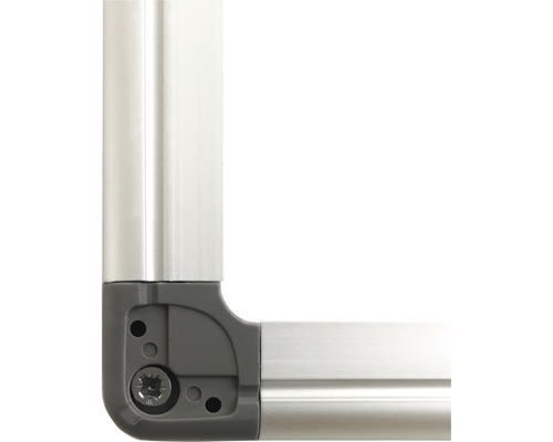 Detailansicht einer Ecke eines Rahmens mit Schraube