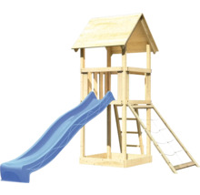 Spielturm aus Holz mit Rutsche und Kletterwand