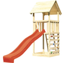 Spielturm aus Holz mit roter Rutsche und Kletterwand