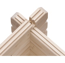 Detailaufnahme einer Eckverbindung aus Holz