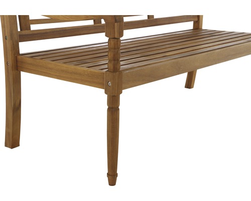 Detailansicht einer Gartenbank aus Holz