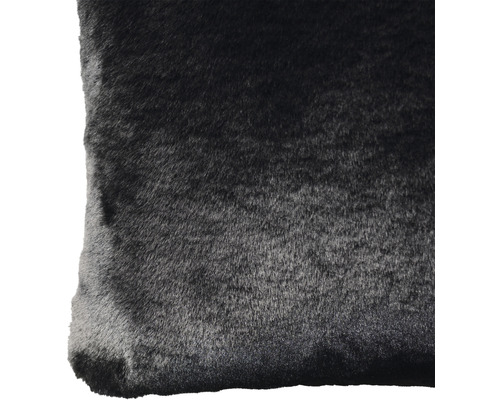 Dekokissen aus Fellimitat