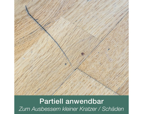 Beschädigter Holzboden mit Kratzern