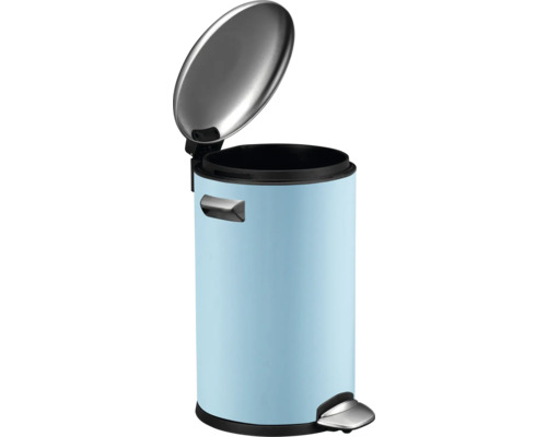 Treteimer mit offenem Deckel