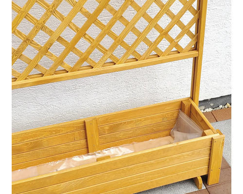 Holzpflanzkasten mit Rankgitter