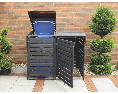 Mülltonnenbox aus Holz mit geöffneter Tür und Mülltonne