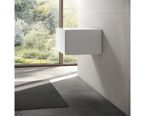 Wandhängender Waschtischunterschrank im Badezimmer