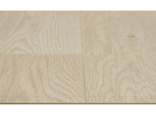 Nahaufnahme eines Laminatbodens mit Holzstruktur