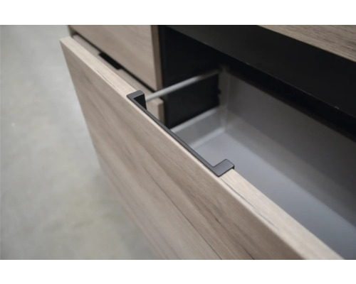 Schublade mit Griffleiste