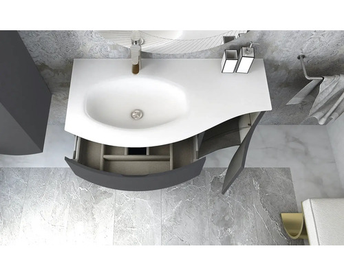 Draufsicht eines Badezimmers mit Waschbecken, Schublade und Armaturen