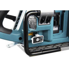 Makita Logo Elektrowerkzeug Detailansicht mit Ein- und Ausschalter