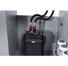 Fluval 407 Außenfilter unter einem Spülbecken