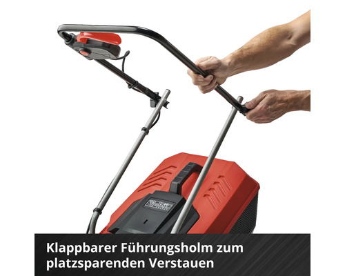 Klappbarer Führungsholm eines Rasenmähers für platzsparende Aufbewahrung.