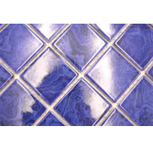 Mosaikfliesen mit quadratischem Muster