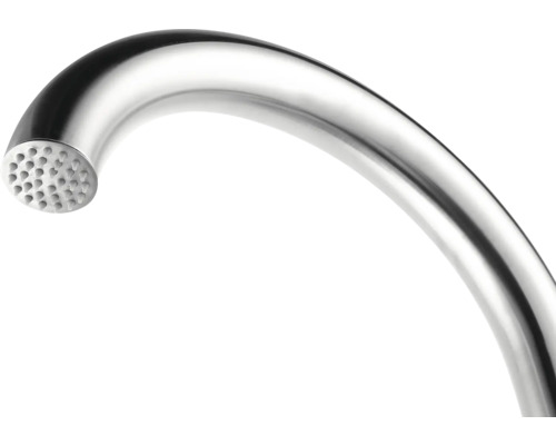 Detailaufnahme eines Wasserhahnkopfes mit Brausefunktion