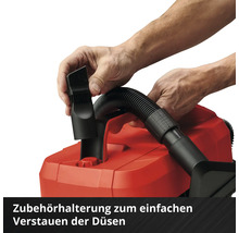 Zubehörhalterung zum einfachen Verstauen der Düsen.