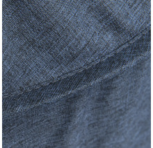 Nahaufnahme von blauem Jeansstoff mit Naht