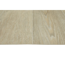Nahaufnahme von zwei Paneelen Vinylboden mit Holzstruktur