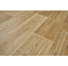 Verlegtes Laminat in Holzoptik