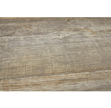 Nahaufnahme von Laminat in Holzoptik.