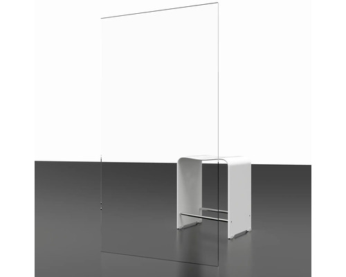 Freistehende Trennwand aus Glas neben einem Hocker