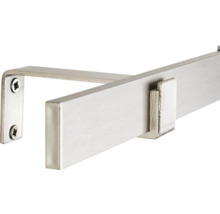 Gardinenstange aus Metall mit Halterung