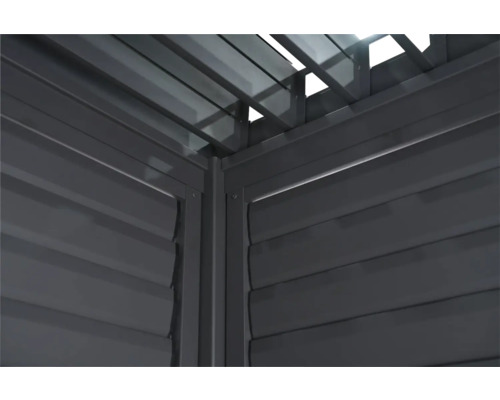 Detailansicht eines Pavillons mit Lamellendach und Wandelementen.