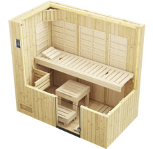 Innenansicht einer Holzsauna mit Bänken und Glastür