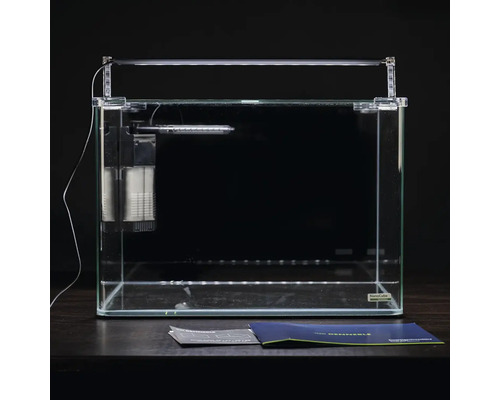 Dennerle Nano Cube Aquarium mit Filter und Beleuchtung