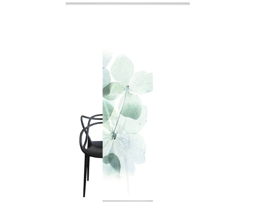 Schwarzer Stuhl vor floralem Muster