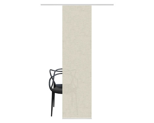 Dekoschals mit Strukturmuster und einer schwarzen Stuhl im Vordergrund.