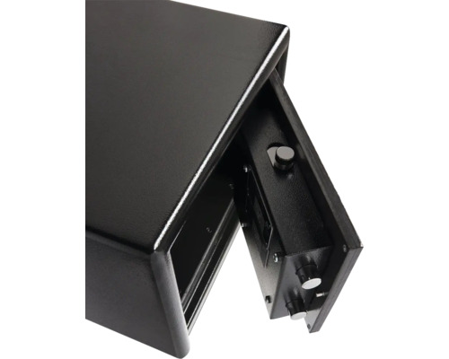 Geöffneter Geldschrank für die sichere Aufbewahrung von Wertsachen