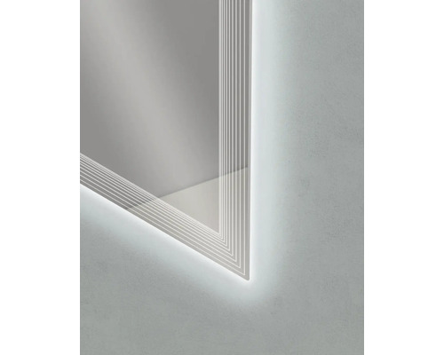 Detailansicht eines Spiegels mit LED Beleuchtung